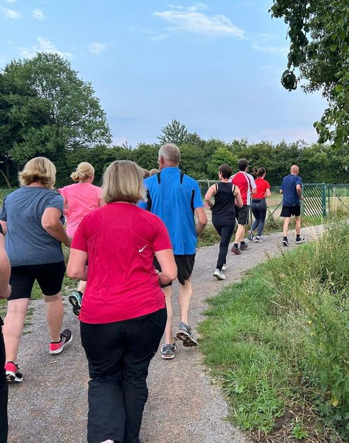 Sporttreibende beim Laufen
