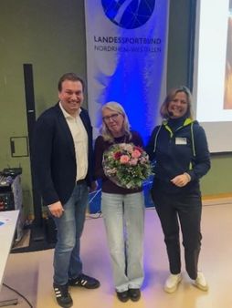 v.l.n.r. Jens Wortmann, Ulla Peters-Stahl, Marion Kubitza